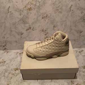 WMNS AIR JORDANS 13 retro